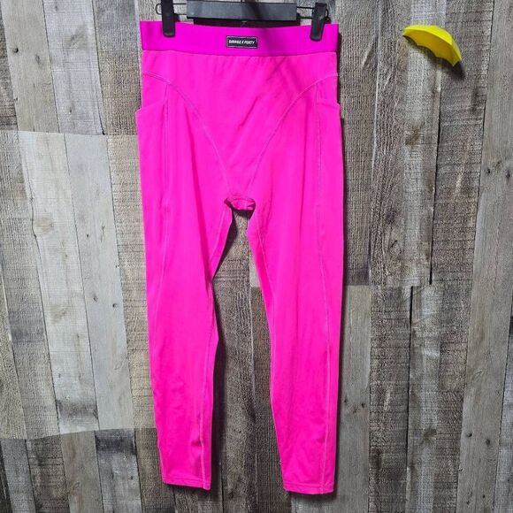 Savage x Fenty Womens Lineup High-Waist Pocket Leggings Pink Highlighter - Picture 2 of 7